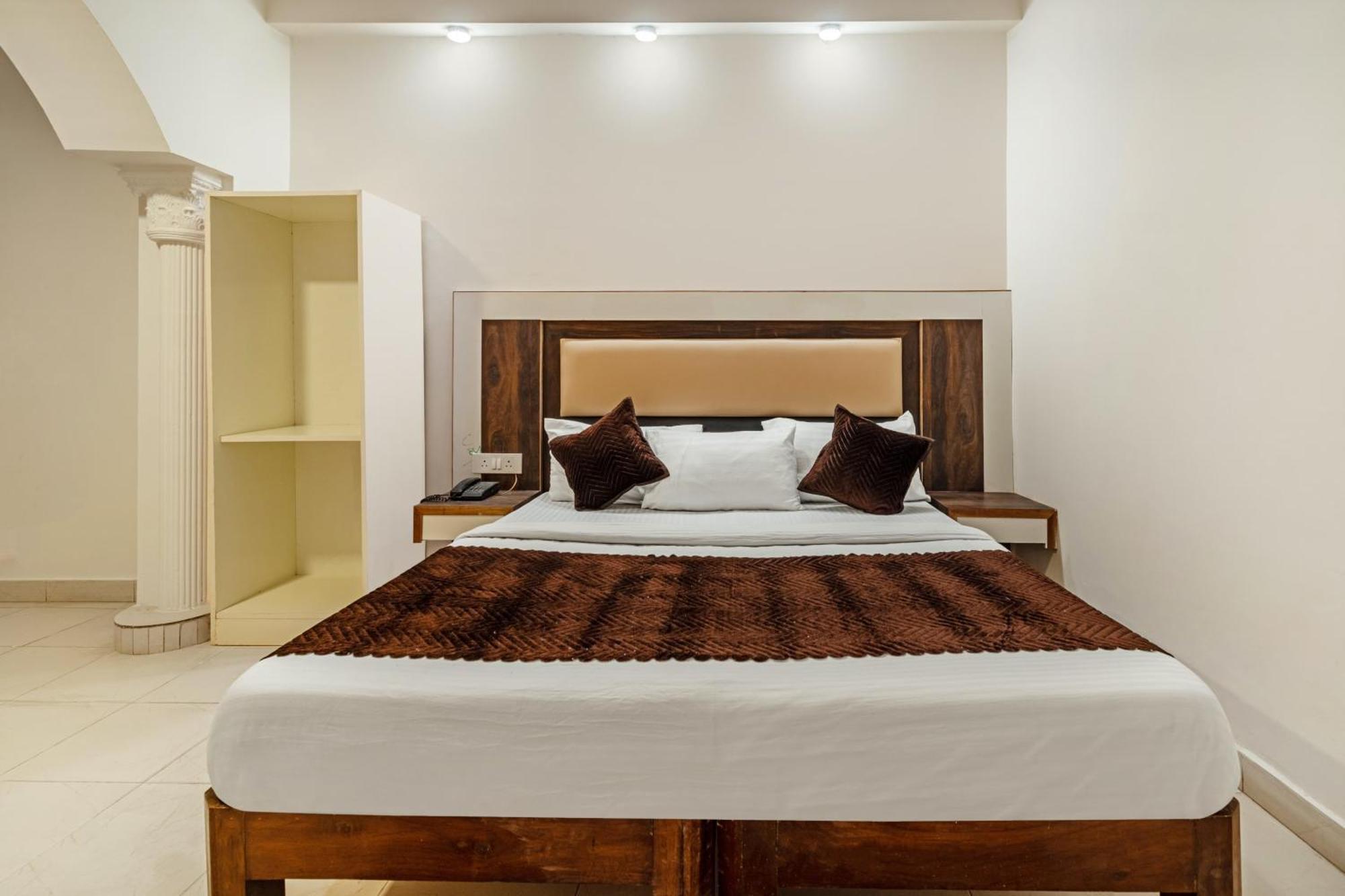 Hotel South Indian Delhi  Eksteriør billede